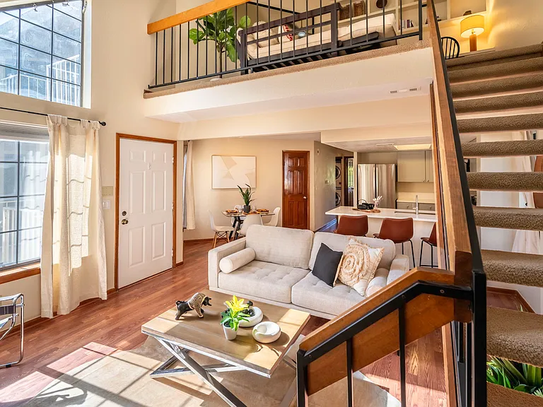 5950 Gunbarrel Ave #E — Photo 13