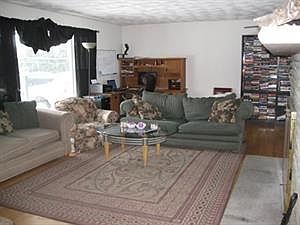 4th image of 26 Highland St