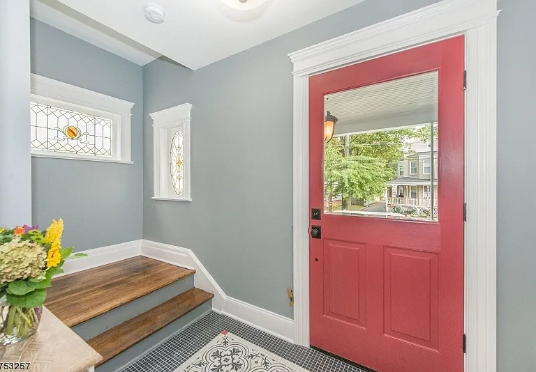 34 N Willow St #2 — Photo 1