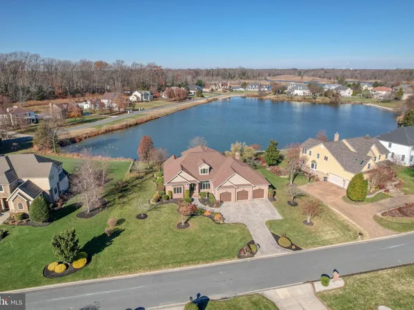 1810 Windswept Cir, Dover, DE 19901