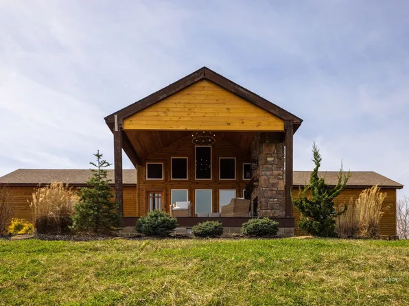 18999 River Rd, Athens, OH 45701