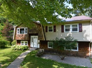 26 Chipmunk Cir, Gilford, NH 03249