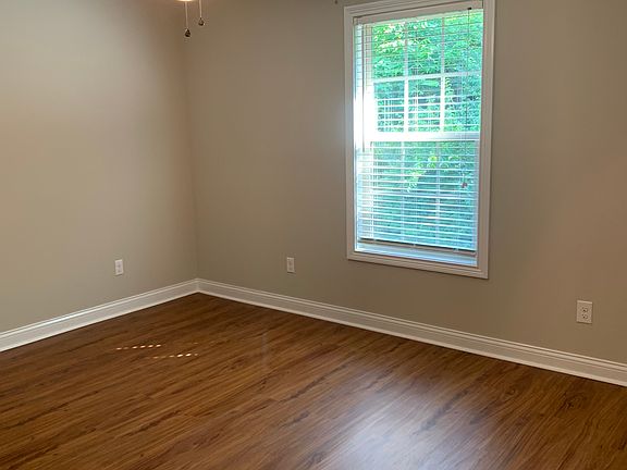 4th image of 6085 Lauren Ln #6085