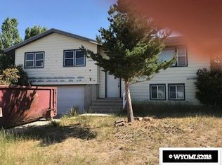 1745 Arizona St, Green River, WY 82935