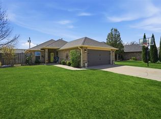 2824 W 2nd St, Elk City, OK 73644
