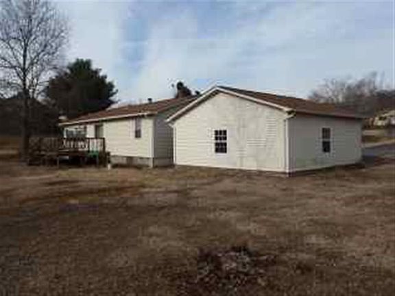 5th image of 529 Canter Ln