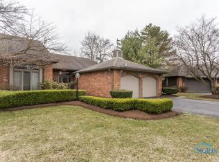 32 Wolf Ridge Dr, Holland, OH 43528