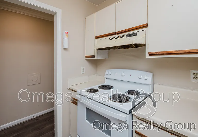 3638 Castle Ridge Rd — Photo 13