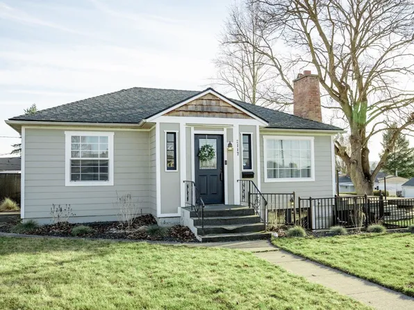 2117 W Knox Ct, Spokane, WA 99205
