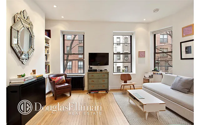 Rented by Douglas Elliman | media 8