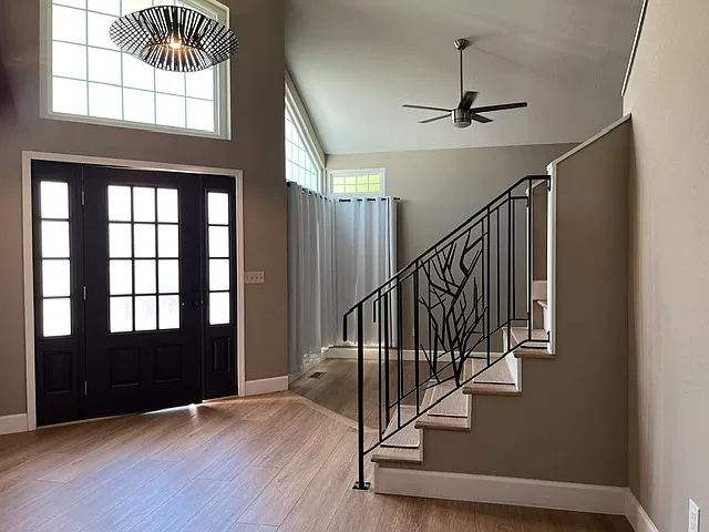4 bed, 2.5 bath, 1782 sqft, $4,400 — Photo 3