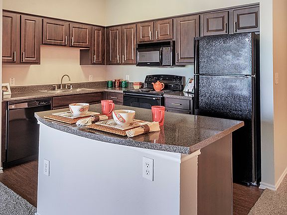 5th image of 150 Parish Ln #2342398