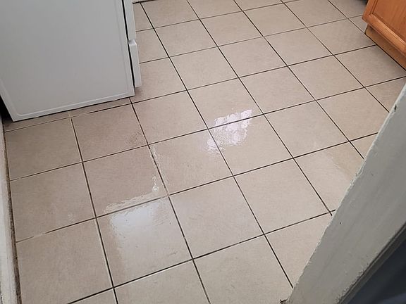 2nd image of 726 W Maple Ave #726A