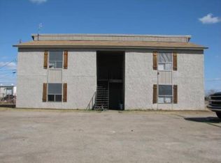 2705 Poplar Cir, Bryan, TX 77801