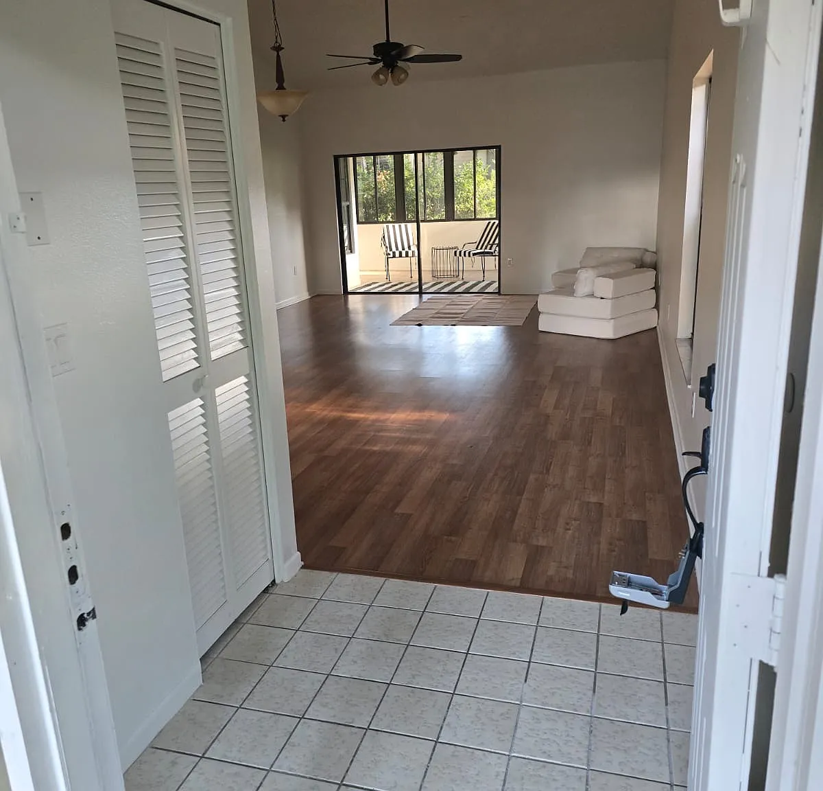 2 bed, 1200 sqft, $2,395 — Photo 3