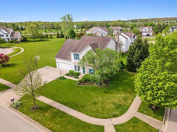3rd image of 7536 Indian Creek Way