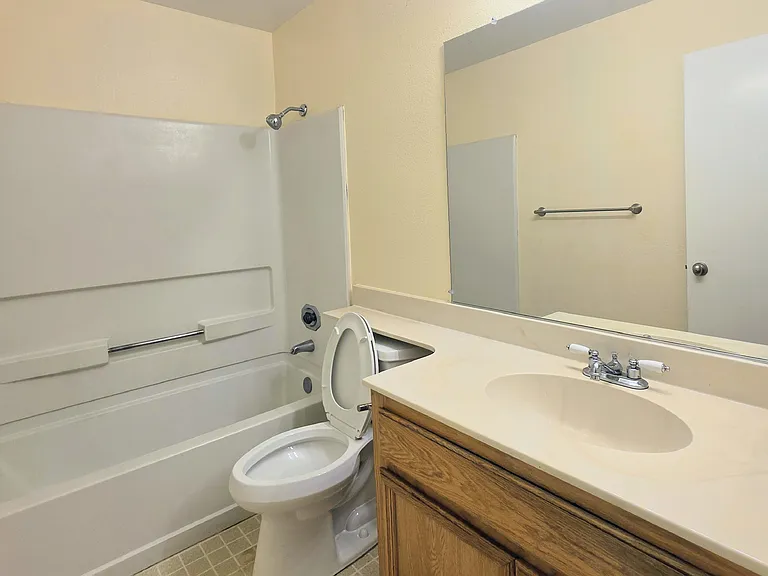 4960 Conway Ter — Photo 13