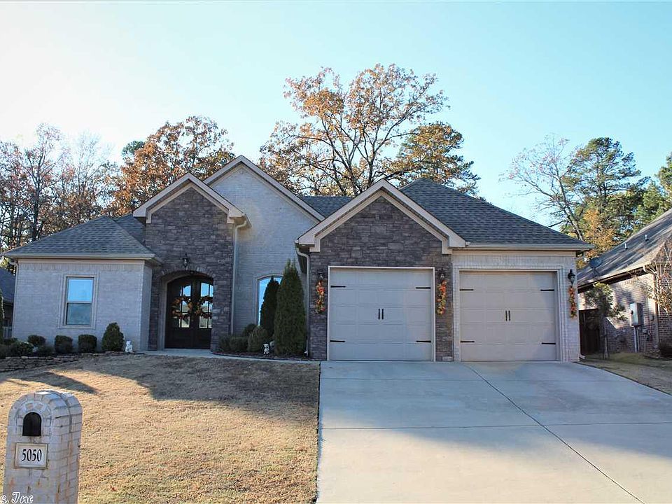 1st image of 5050 Maple Leaf Dr