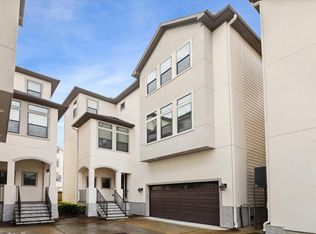 1620 W 24th St #C, Houston, TX 77008