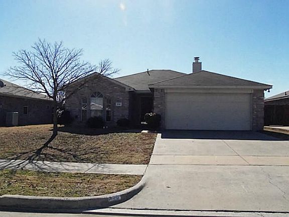 2nd image of 316 Lake Travis Dr