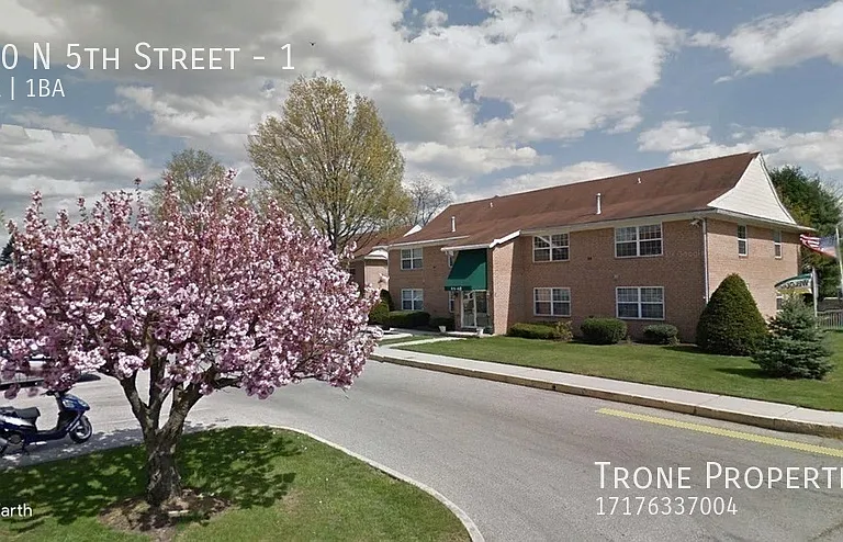 1-220 N 5th St #1 — Photo 1