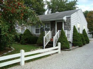 1205 Christ Rd, Evansville, IN 47711