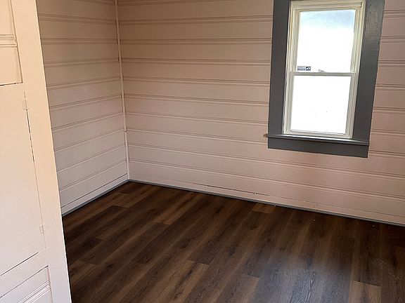 5th image of 1514 N Olive St
