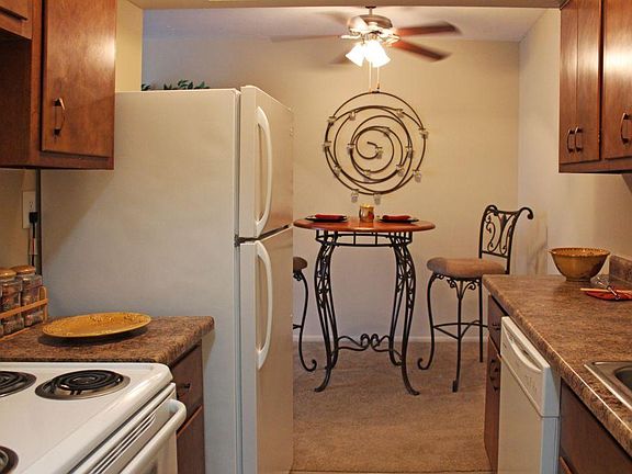 2nd image of 4000 Westbrook Dr #2-729