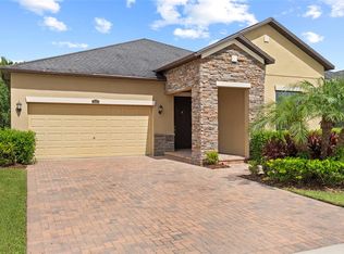 2877 Hilliard Dr, Zephyrhills, FL 33543