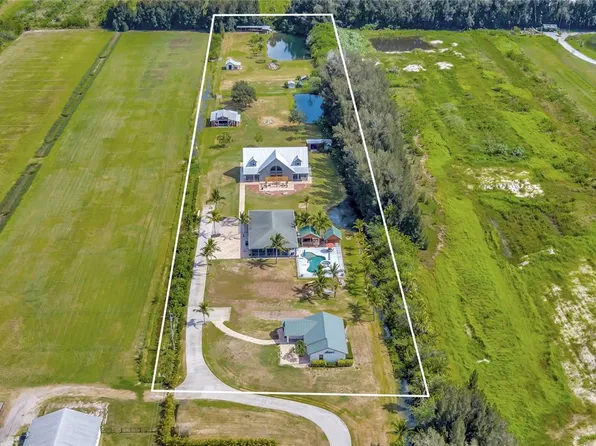 7390 61st St, Vero Beach, FL 32967