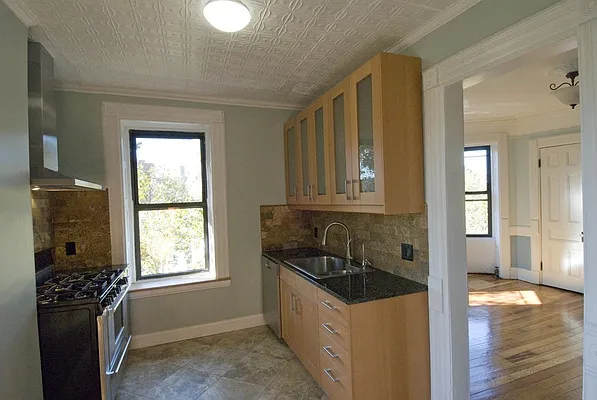 Rented by Monte Rosa Realty | media 29