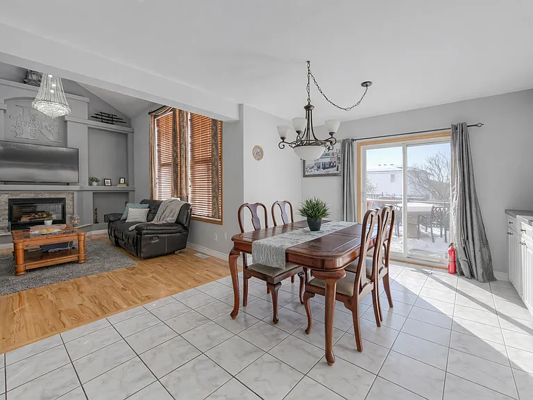389 Greenbrier Rd — Photo 8