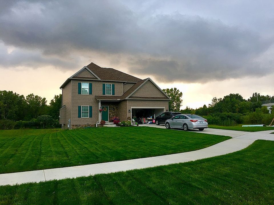 1st image of 9251 Sugarbush Dr