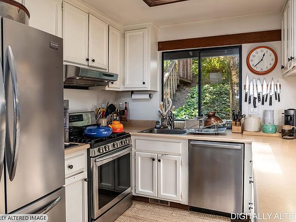 5th image of 70 Hazel Avenue