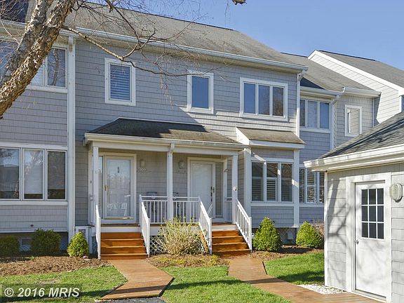 3rd image of 1111 Oyster Cove Dr