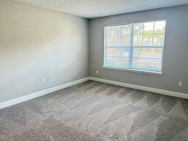 4022 Versailles Dr #C — Photo 3