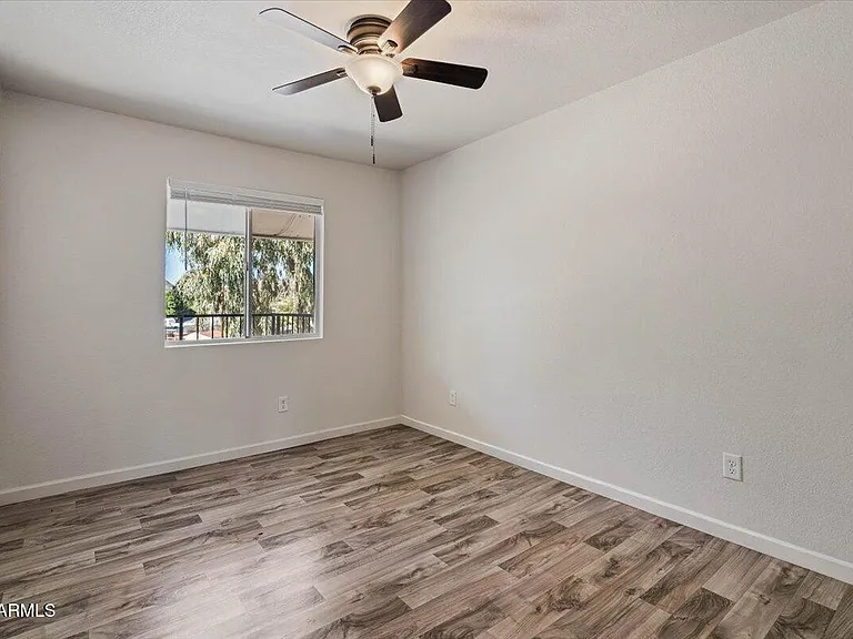 1346 E Mountain View Rd #208 — Photo 24
