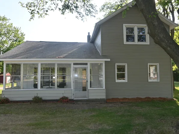3967 Whitehall Rd, Muskegon, MI 49445