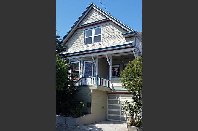 1st image of 225 East Ave