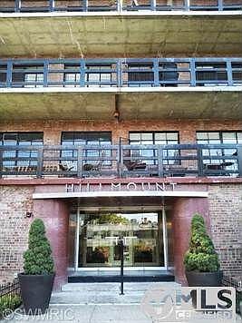 1st image of 505 Cherry St SE APT 406