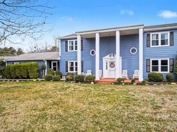 3361 47th Avenue Pl NE, Hickory, NC 28601
