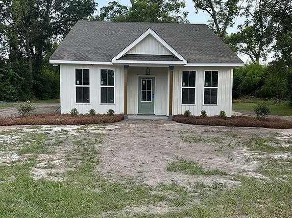 607 Lee St, Blackshear, GA 31516