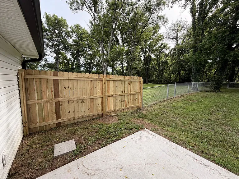 111 W End Ave — Photo 23