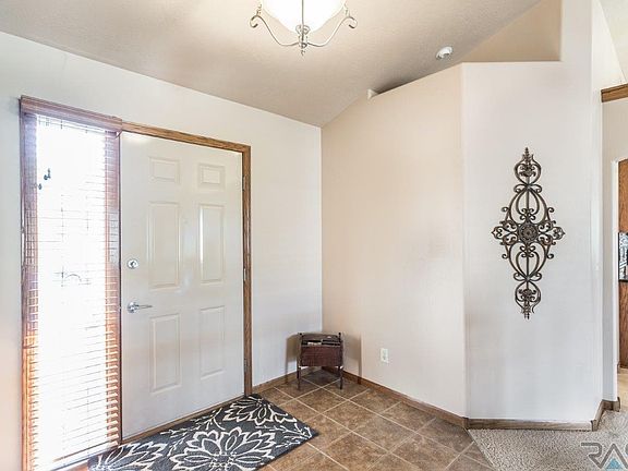 4th image of 7501 S Denton Ave