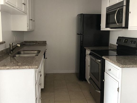 4th image of 215 N Belmont St APT 310