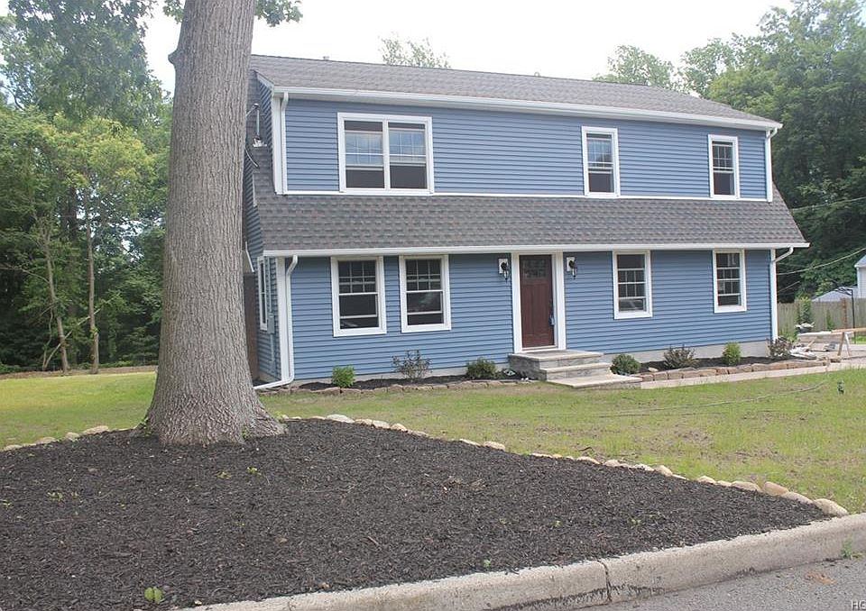 1st image of 105 Gatto Ln