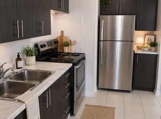 St. Andrews Towers East, Toronto, ON M2L 2J3