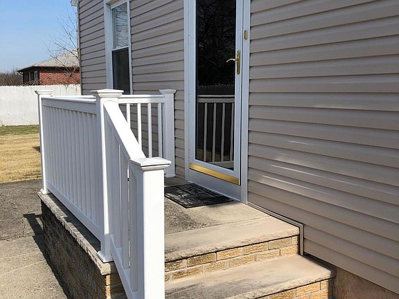 5th image of 175 Ramapo Ave
