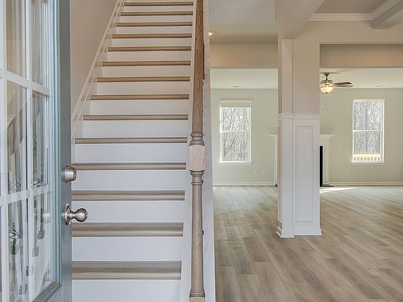 2nd image of 301 Delta Dr