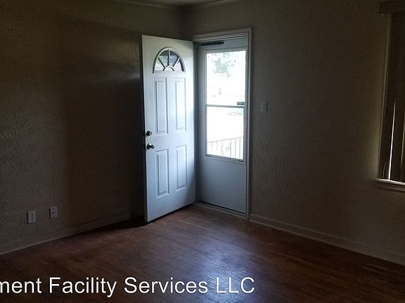 2nd image of 1219 Maybelle Dr